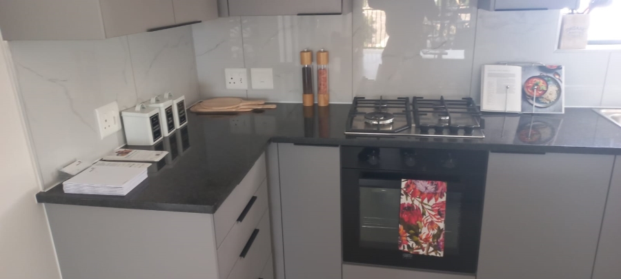 2 Bedroom Property for Sale in Flamingo Vlei Western Cape